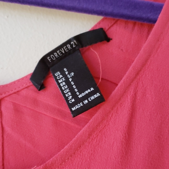 Lace Up Front Coral Crop Top - Picture 4 of 4